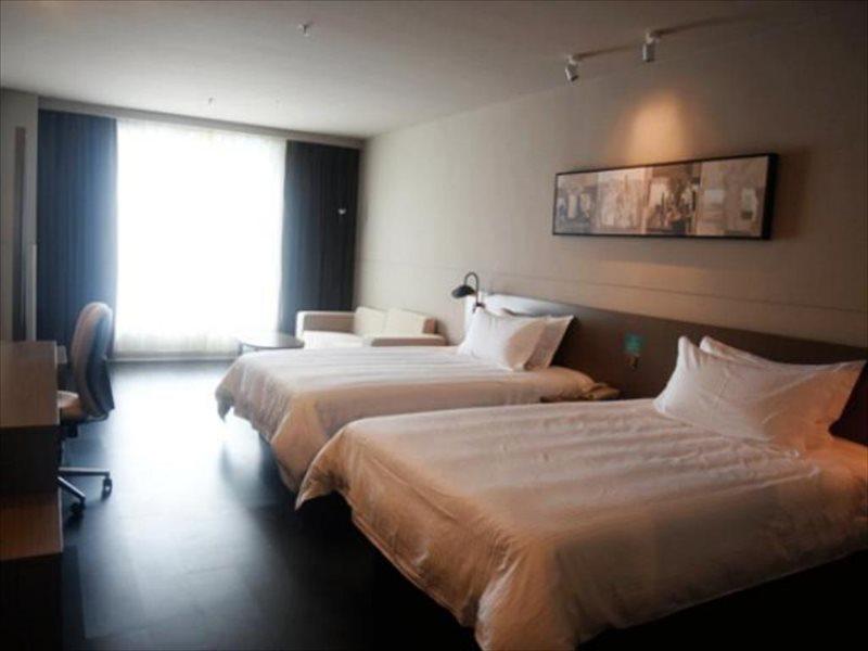 Jinjiang Inn Select Tianshui Railway Station Jindu Plaza Exterior foto